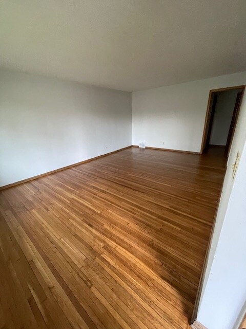 7228 Lyndale Ave S in Richfield, MN - Building Photo