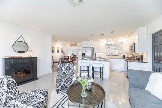 4584 San Antonio Ln in Bonita Springs, FL - Building Photo - Building Photo