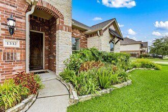 1332 Graham Trace Ln in League City, TX - Building Photo - Building Photo
