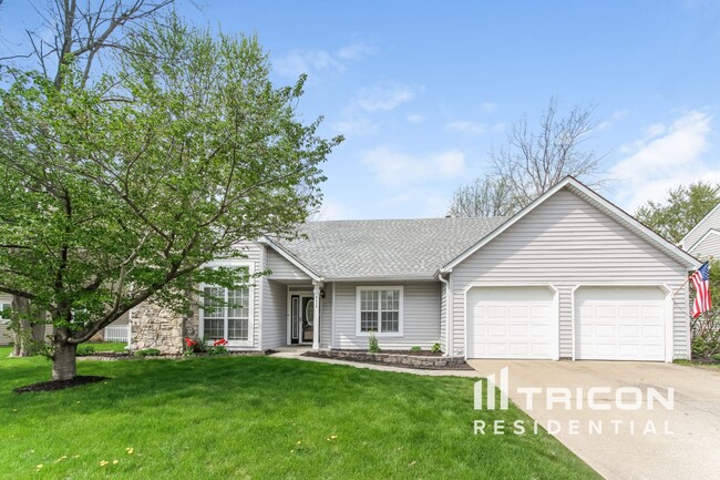 property at 3324 Oak Tree Dr S