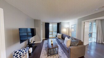 763 Bay St. in Toronto, ON - Building Photo