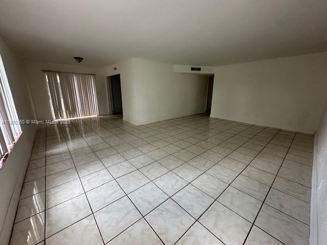 5400 NW 18th St in Lauderhill, FL - Building Photo - Building Photo