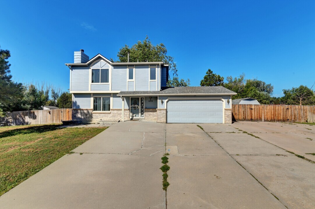 6630 Cottonwood Grove Dr in Colorado Springs, CO - Building Photo