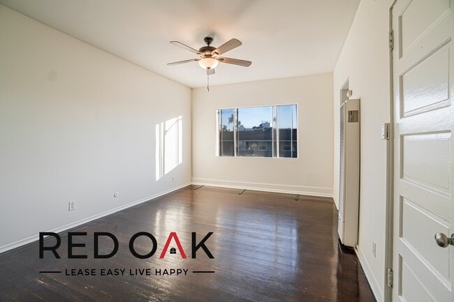 property at 1327 Magnolia Ave