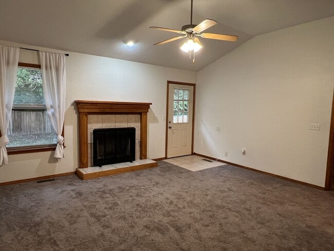 4449 W Madison St in Springfield, MO - Building Photo - Building Photo