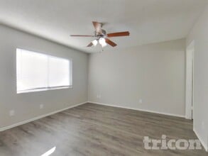 11219 N 51st Dr in Glendale, AZ - Building Photo - Building Photo