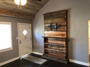 4818 Canterbury in Roeland Park, KS - Building Photo - Building Photo