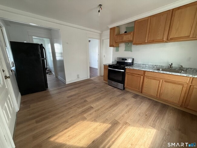 29 Madison St in Waterbury, CT - Building Photo - Building Photo