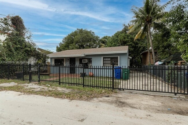 259 NE 56th St in Miami, FL - Building Photo - Building Photo