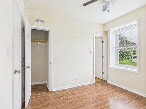 2400 Barton Ave in Richmond, VA - Building Photo - Building Photo