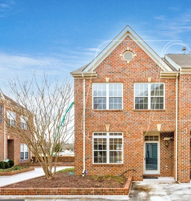property at 6136 Madison Crest Ct