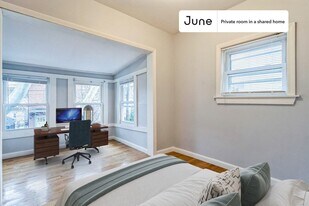 Room in Shared 5 bed/3 bath home in Boston, MA - Building Photo