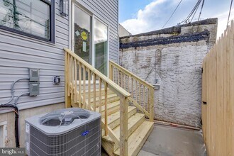 2502 N 10th St in Philadelphia, PA - Building Photo - Building Photo