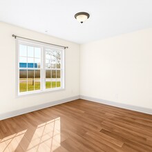 208 Yearling Loop in Jacksonville, NC - Building Photo - Building Photo