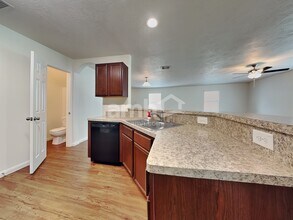 22267 Doubletree Park Dr in Houston, TX - Foto de edificio - Building Photo