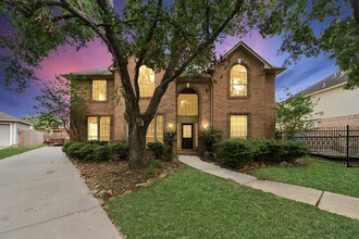 5818 Dove Ridge Ln in Houston, TX - Building Photo - Building Photo