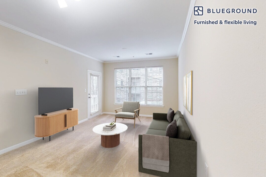 2350 26th Ct S in Arlington, VA - Building Photo