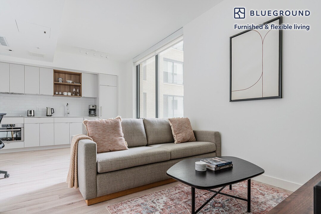 1 Florida Ave NE in Washington, DC - Foto de edificio