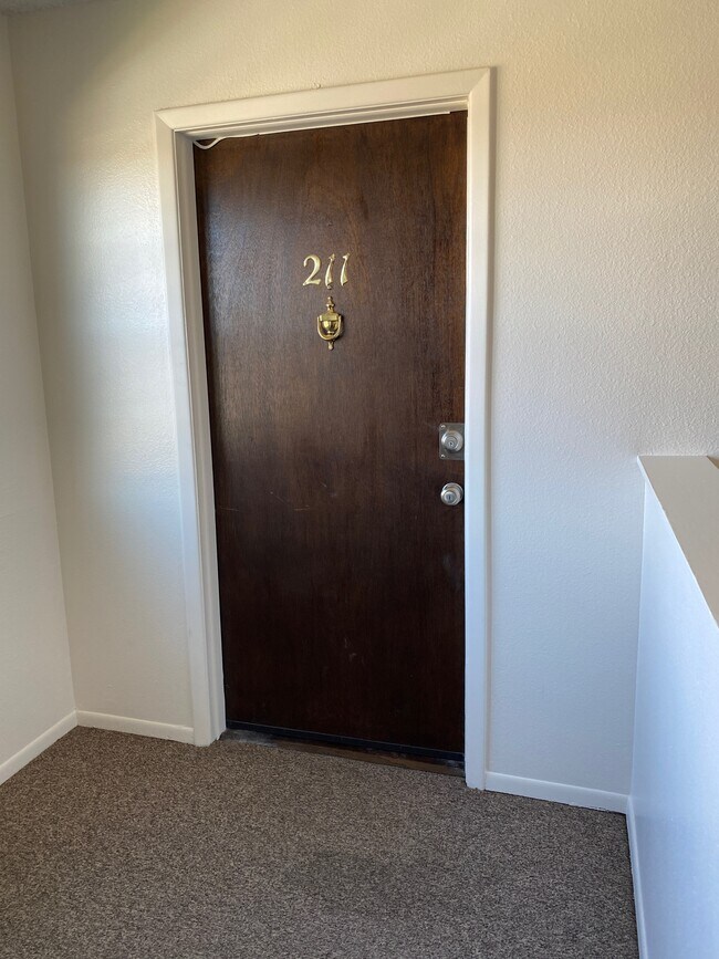 3825 S Monaco St Pkwy in Denver, CO - Building Photo - Building Photo