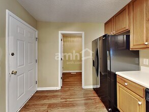 941 S Philwood Ct in Fuquay Varina, NC - Building Photo - Building Photo