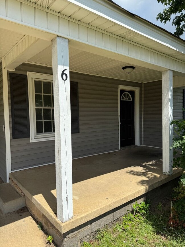 property at 6 The Knoll
