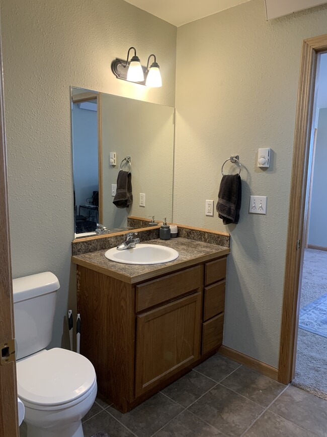 1704 Mercil Ct in Laramie, WY - Building Photo - Building Photo
