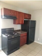 10619 S Perry Ave in Chicago, IL - Building Photo - Building Photo