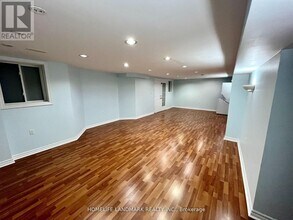 31 LEAMDEADOW Rd in Vaughan, ON - Building Photo - Building Photo