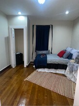 208 Buckingham St in Waterbury, CT - Foto de edificio - Building Photo