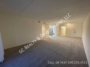 615 Perrie Dr in Elk Grove Village, IL - Building Photo - Building Photo