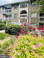 1931 Wilson Ln in McLean, VA - Building Photo