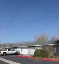 Holmes Apartments in Yucaipa, CA - Building Photo - Building Photo