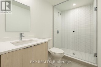 1 Jarvis St in Hamilton, ON - Building Photo - Building Photo