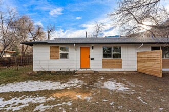 1230 Jay St in Boulder, CO - Foto de edificio - Building Photo