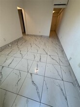 1652 Madison St in Hollywood, FL - Building Photo - Building Photo