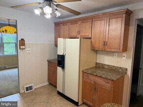 823 Edge Hill Rd in Glenside, PA - Building Photo - Building Photo