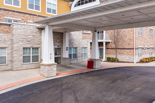 Waters Edge of South Elgin in South Elgin, IL - Building Photo - Building Photo