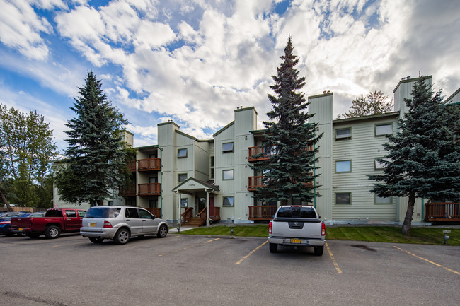 Green Tree Apartments