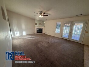 1200 Santa Clara Pkwy in Santa Clara, UT - Building Photo - Building Photo