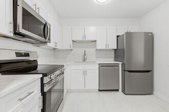 30 Monument Sq in Boston, MA - Building Photo - Building Photo