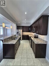 292 Rymal Rd W in Hamilton, ON - Building Photo - Building Photo