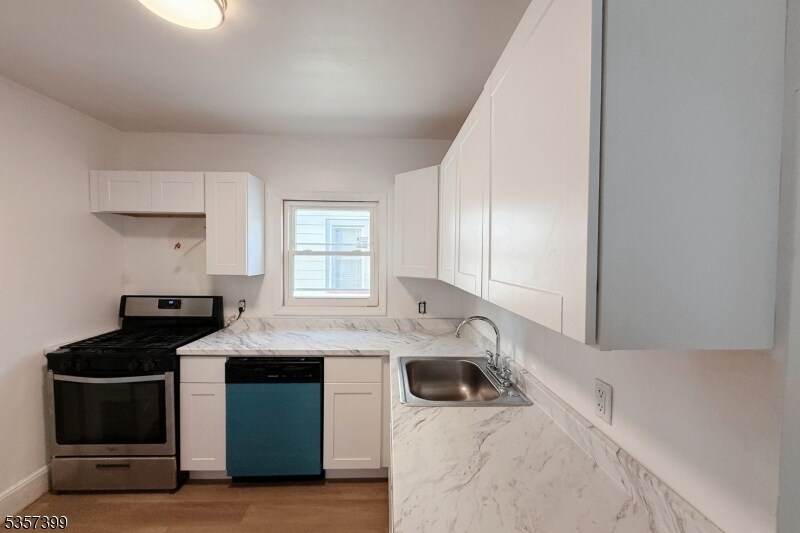 203 Feronia Wy in Rutherford, NJ - Building Photo