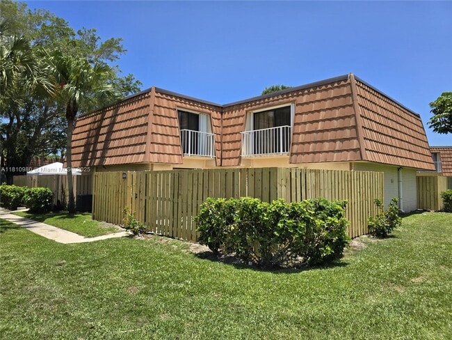 property at 824 Blue Ridge Cir