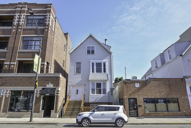 1436 W Belmont Ave, Unit G09C in Chicago, IL - Building Photo - Building Photo