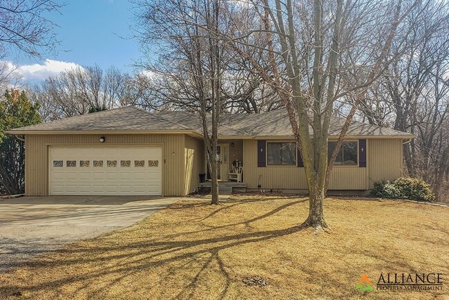 7044 Deer Trail Rd in Manhattan, KS - Building Photo - Building Photo