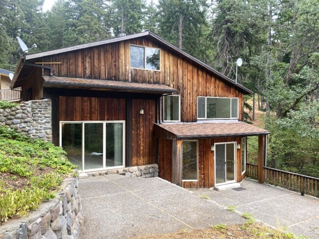 property at 4480 Baldwin Creek Dr