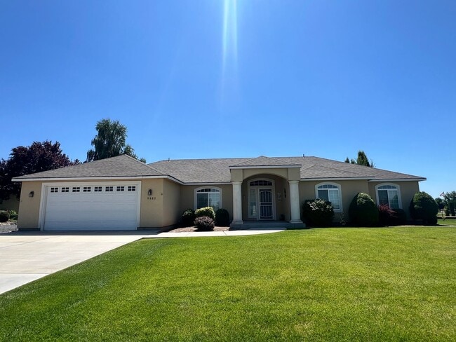 property at 9083 Castlewood Dr SE