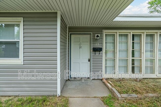 property at 17 Marquette Dr