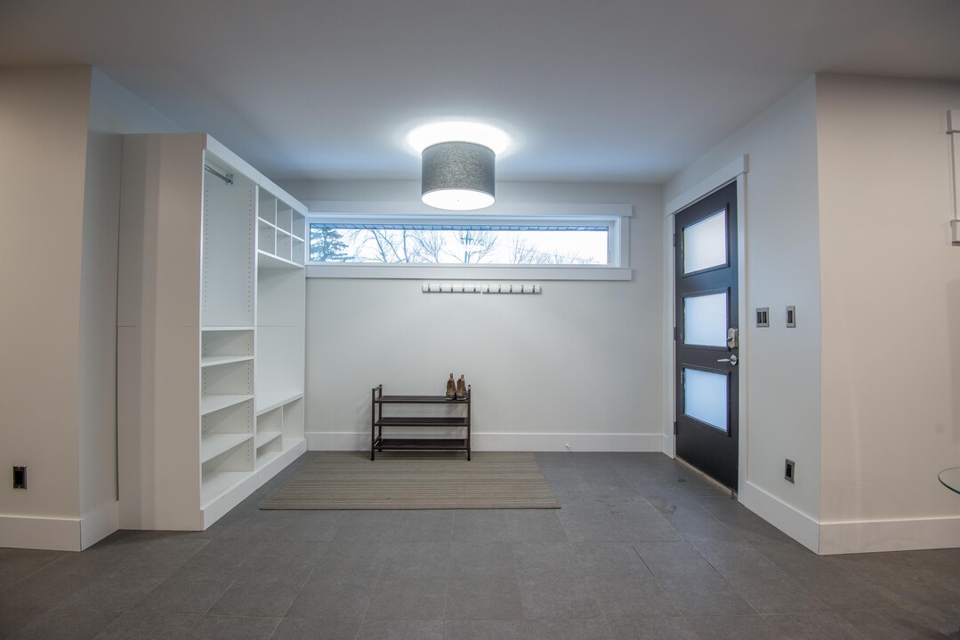 1429 Main St in Saskatoon, SK - Building Photo