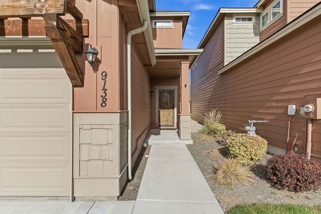 9138 W Tillamook Dr in Boise, ID - Building Photo - Building Photo